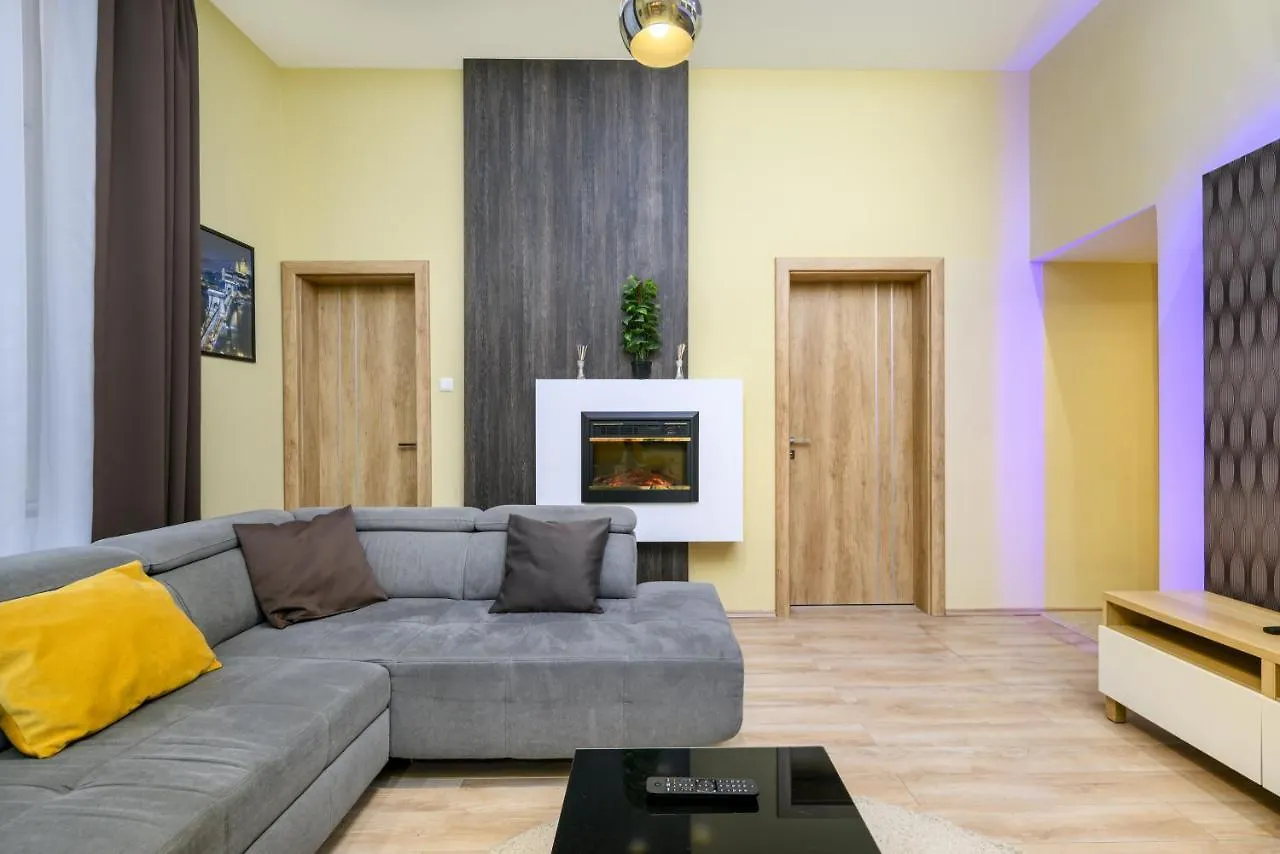 Downtown Deluxe-Two Bedroom Apartment With Sauna Budapest Hungary
