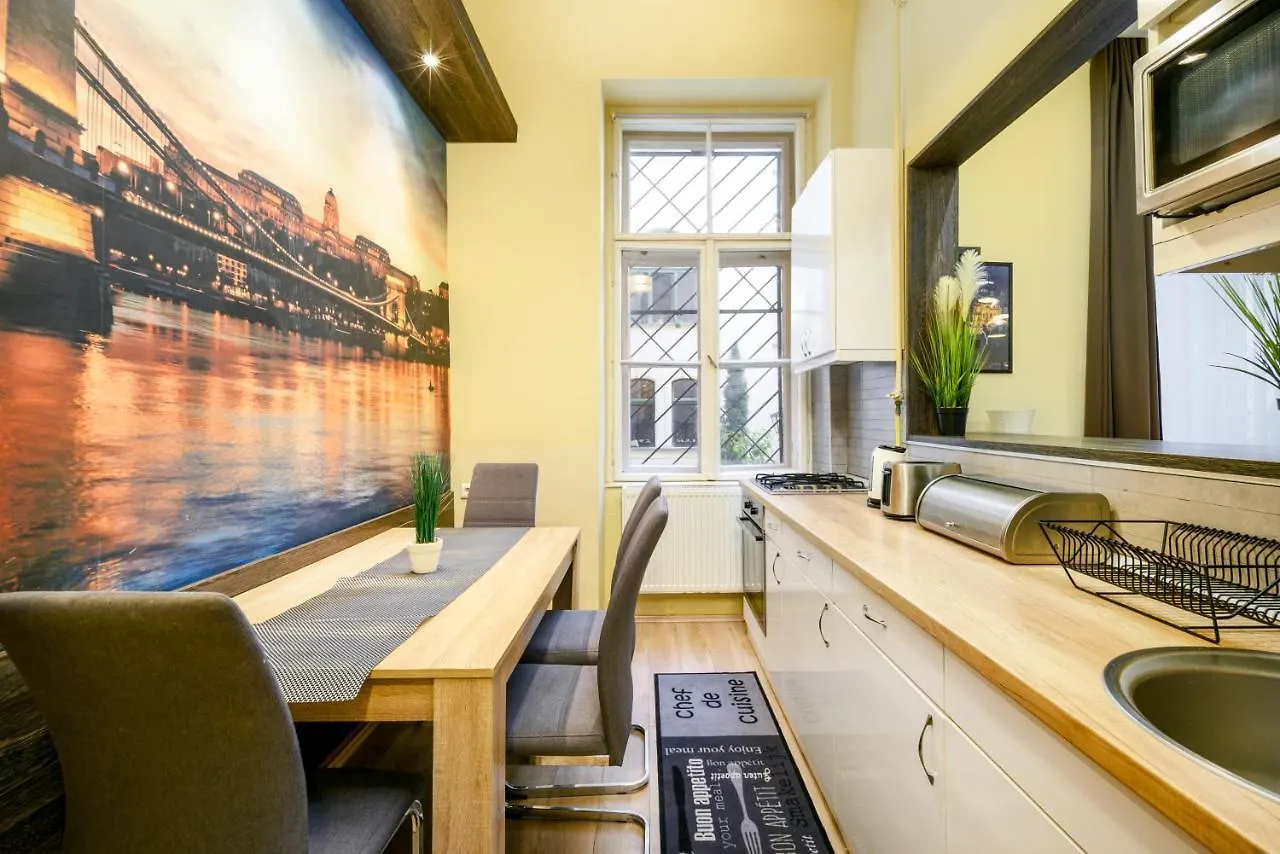 Downtown Deluxe-Two Bedroom Apartment With Sauna Budapest Hungary