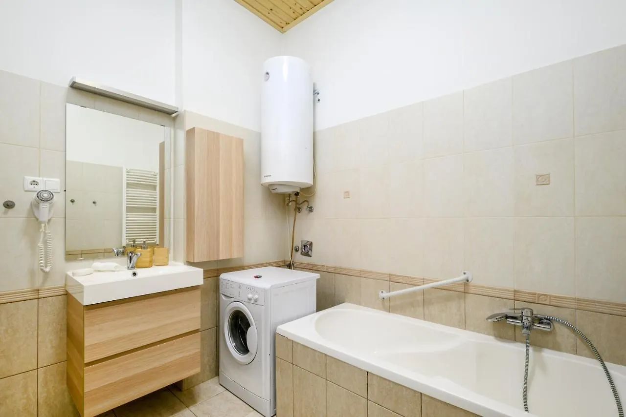 Downtown Deluxe-Two Bedroom Apartment With Sauna Budapest